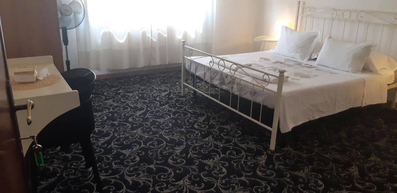 Certe Notti Bed & Breakfast Pisa Eksteriør bilde