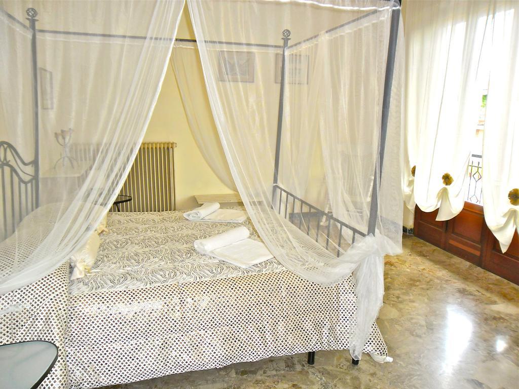 Certe Notti Bed & Breakfast Pisa Rom bilde